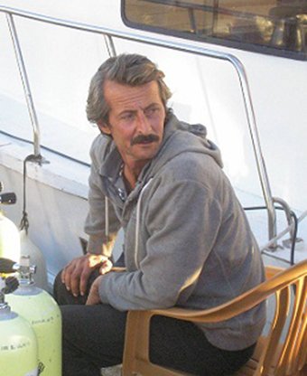 Uğur TAŞDELEN Uğur TAŞDELEN